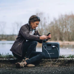 BLUETTI Générateur Électrique Solaire AC180 Avec Panneau Solaire PV200 -Camping En Plein Air bluetti generateur electrique solaire ac180 avec panneau solaire pv200 5